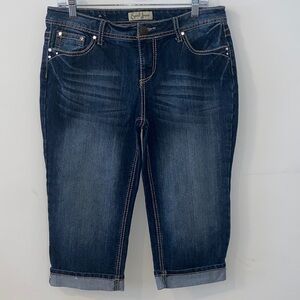 3/$45 Earl Jeans Dark Blue Cropped Capri Denim Embellished Back Pockets Size 12P